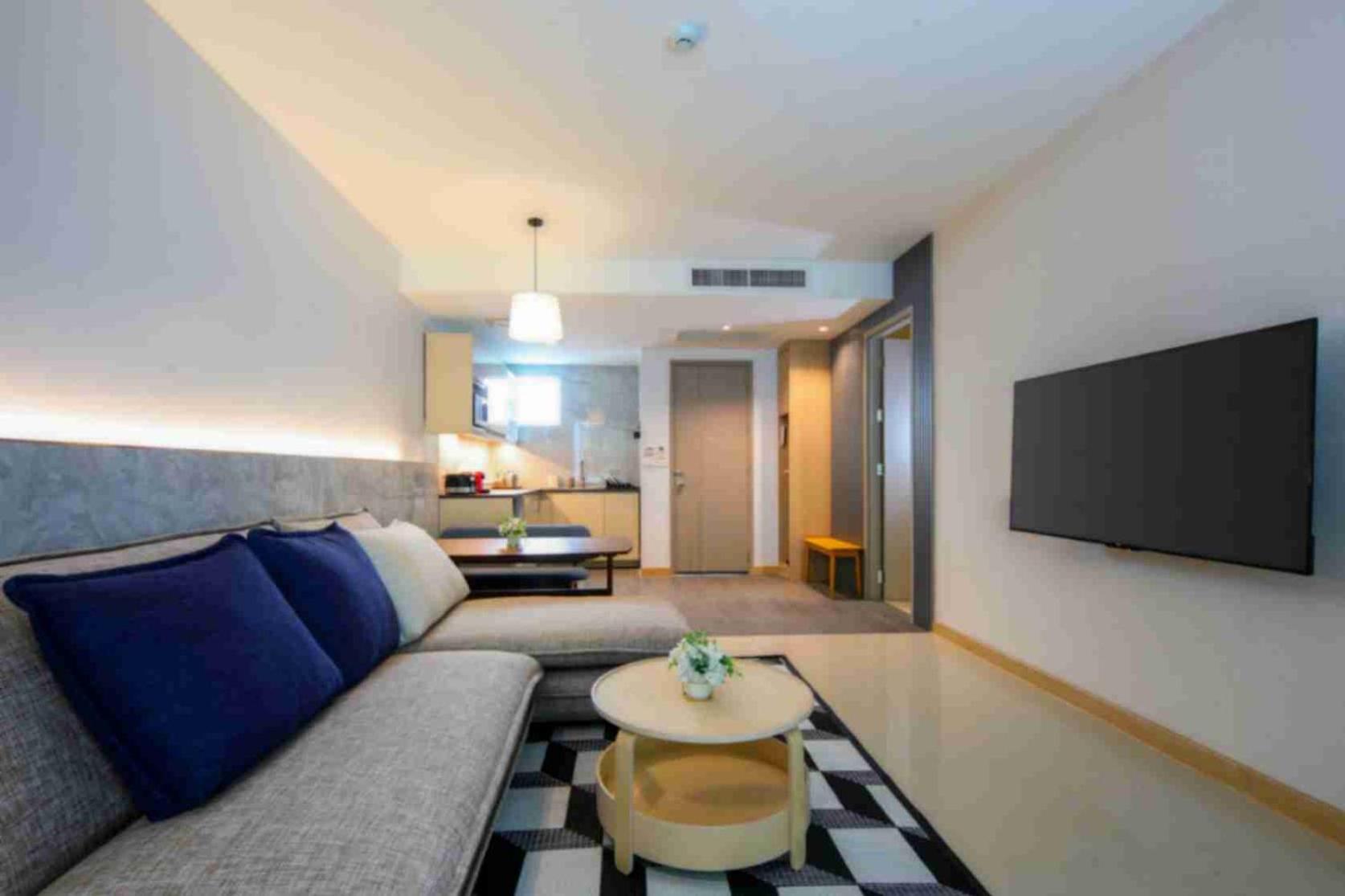 Craft Resort & Villas, Phuket Town Eksteriør bilde A typical one-bedroom apartment